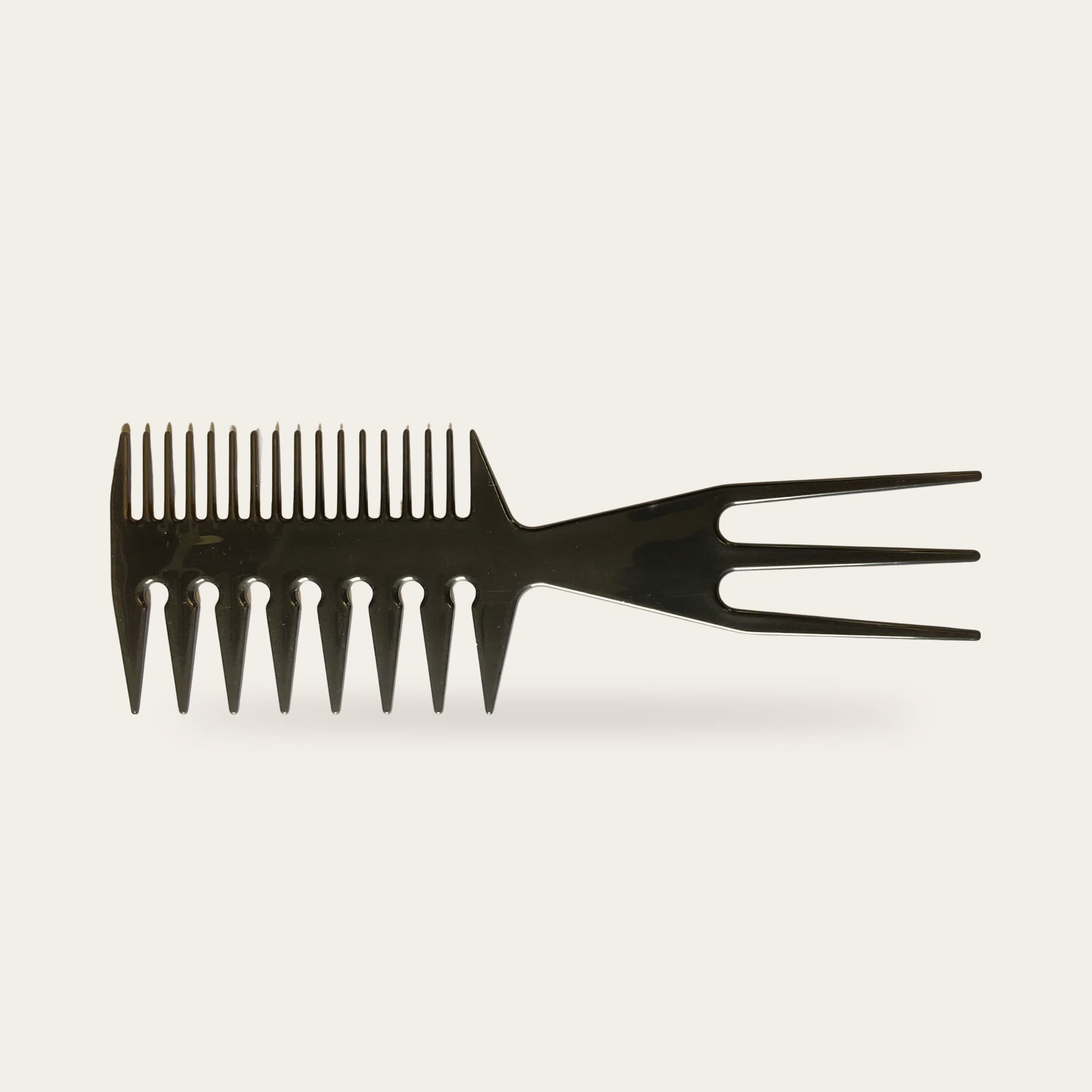 PEIGNE AFRO NOIR DOUBLE DENTURE avec MANCHE